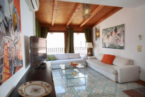 Гостиница Luxury Villa Taormina city center, terrace with views, Таормина